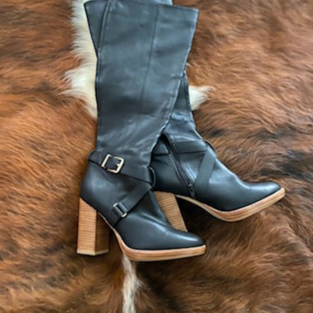 Women's knee high boots